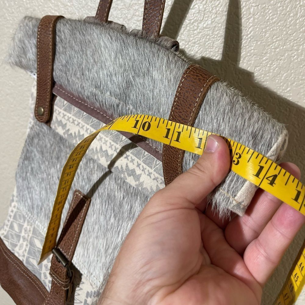 Gray and Brown Patterned Backpack - image 3